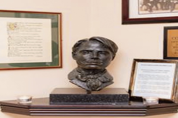 Yeats County Inn (Curry, Sligo)